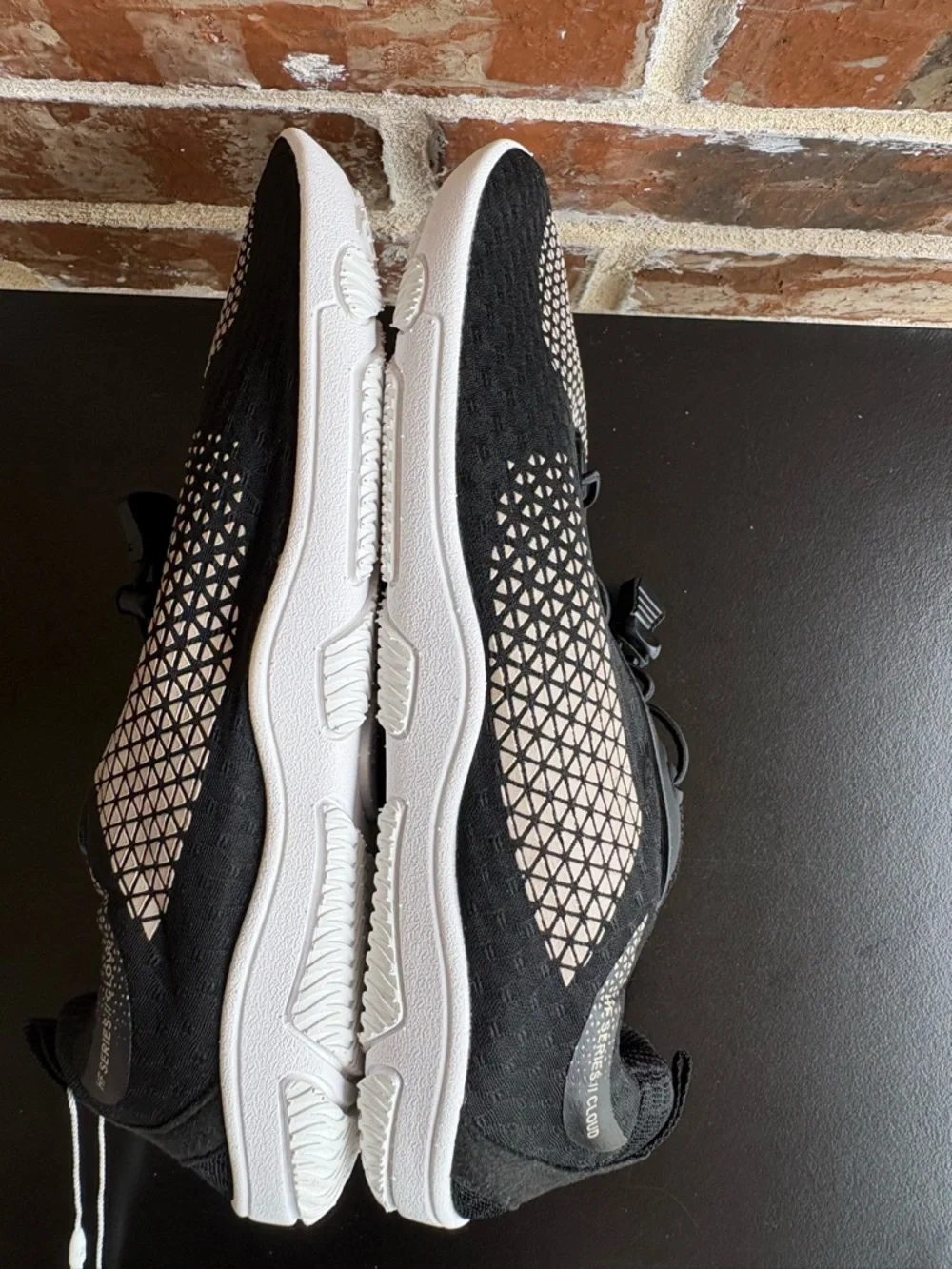 Hike Footwear Series x Cloud Ergonomic Barefoot Shoes Black Size EU 40 NWT